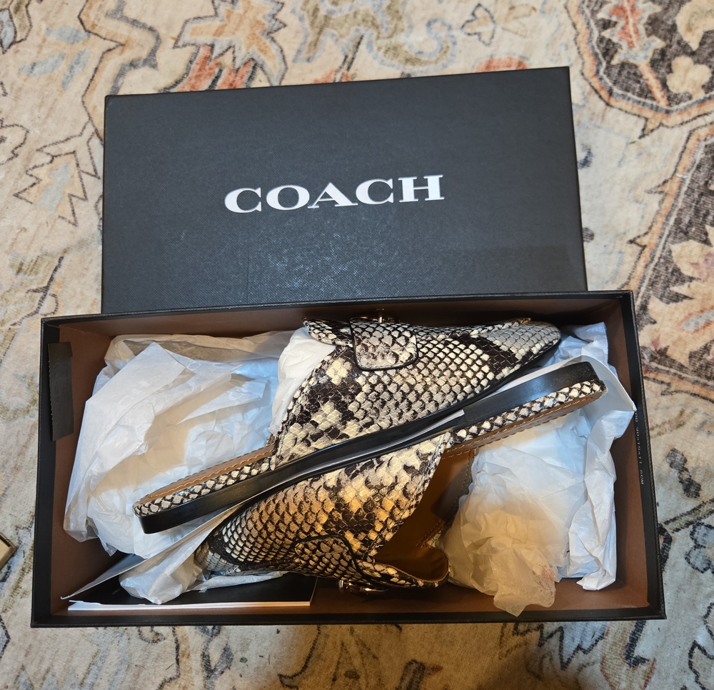 COACH Black & White Snake-Print Scotty PTE SLIDE - Picture 5 of 6